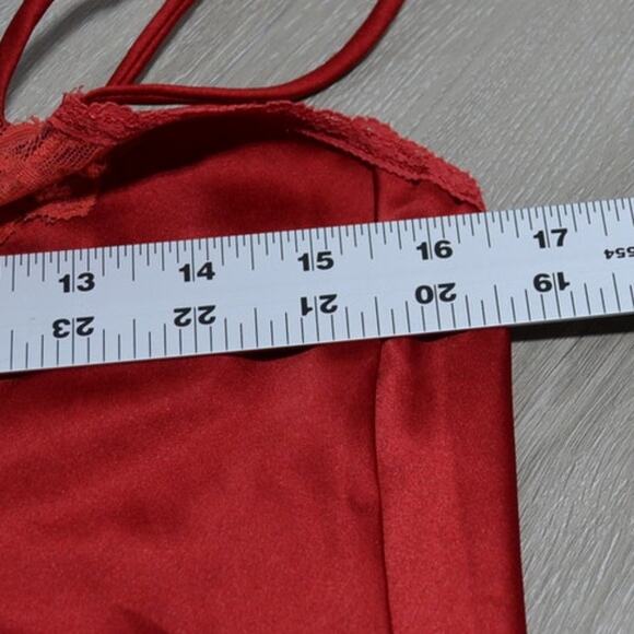 Warners Vintage Red Lace Camisole Tank Top Size 34 - Picture 6 of 9